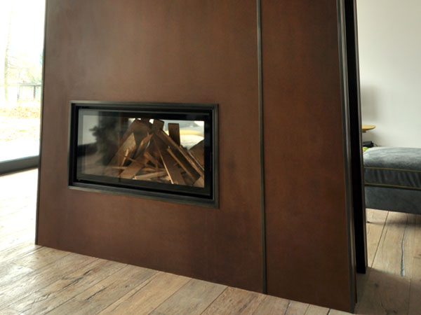 Kortenový obklad krbu