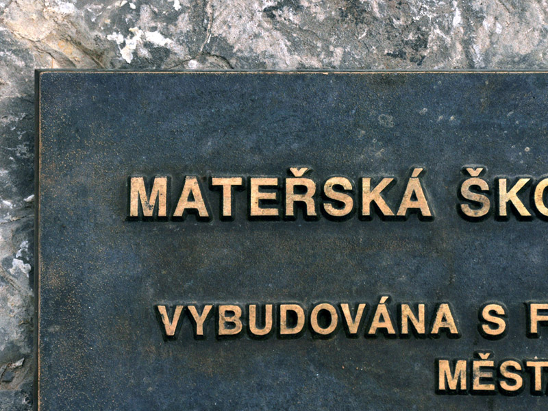 Mosazná informační deska
